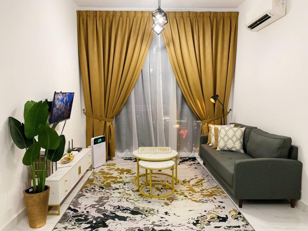 Sky Cozy Troika Residence, 1 Bedroom 4-6 Pax, 2 Bedrooms 6-8 Pax, Pool Vew, Sky & City View, Free Parking, Pool, Unlimited Wifi & Netflix Кота-Бару Экстерьер фото